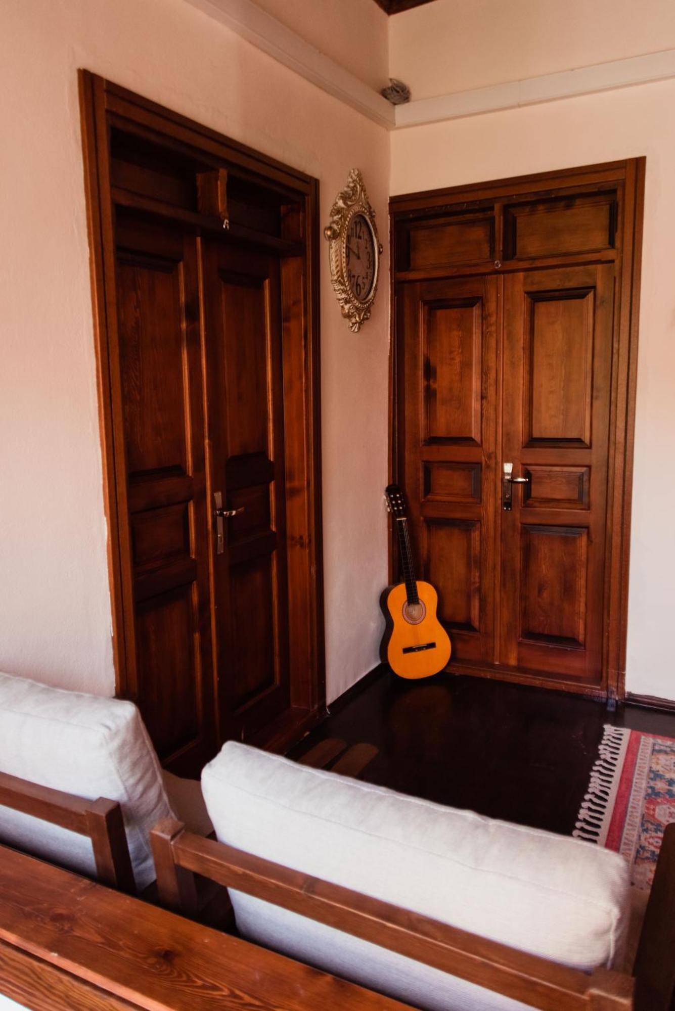 Lily Town Hotel Antalia Esterno foto