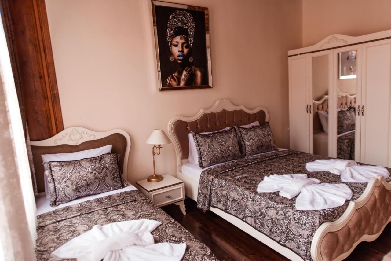 Lily Town Hotel Antalia Esterno foto