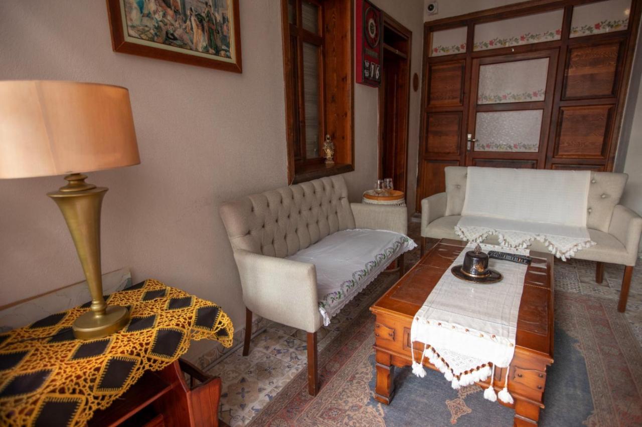Lily Town Hotel Antalia Esterno foto