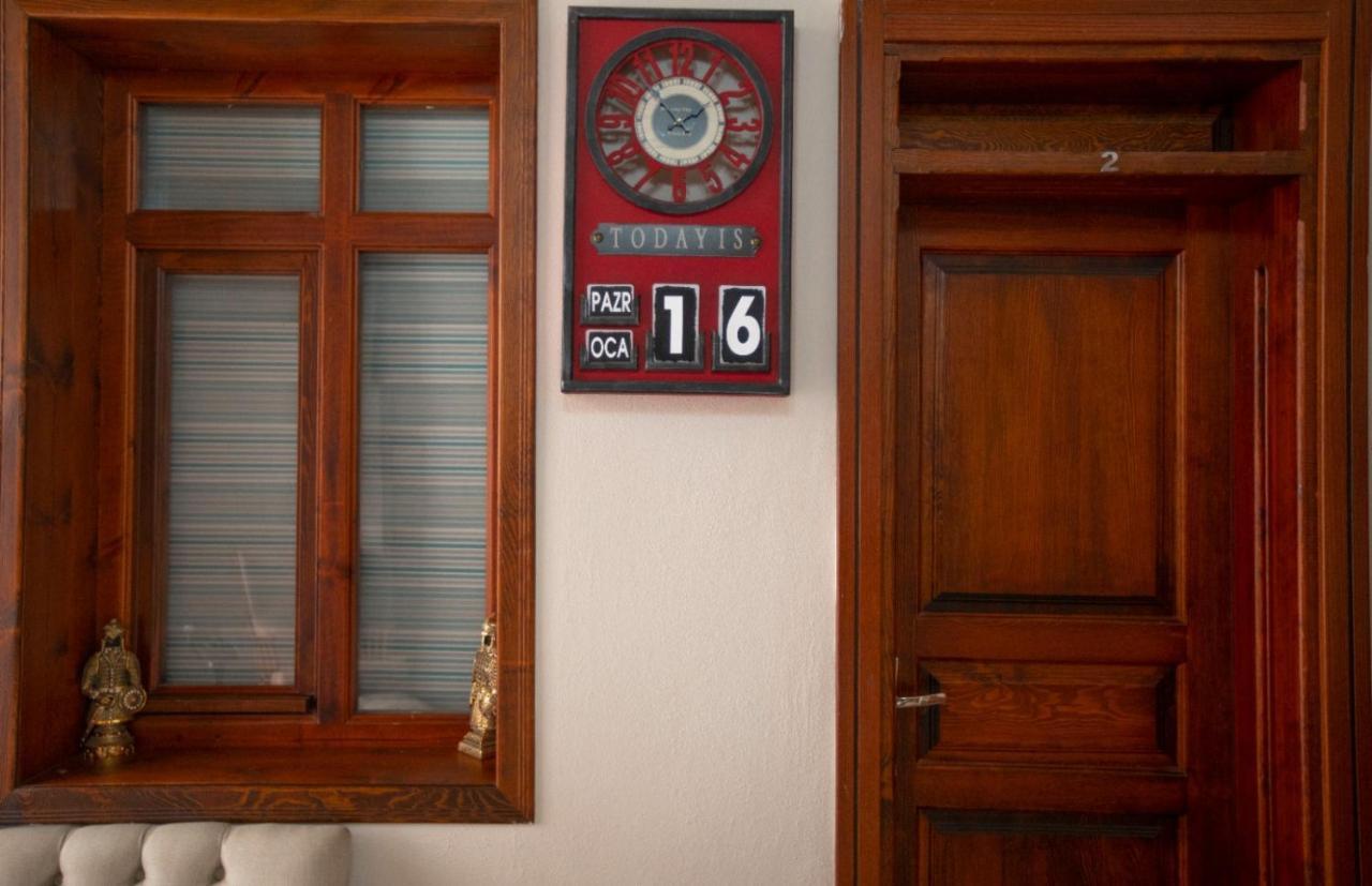 Lily Town Hotel Antalia Esterno foto