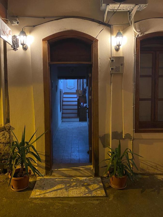 Lily Town Hotel Antalia Esterno foto