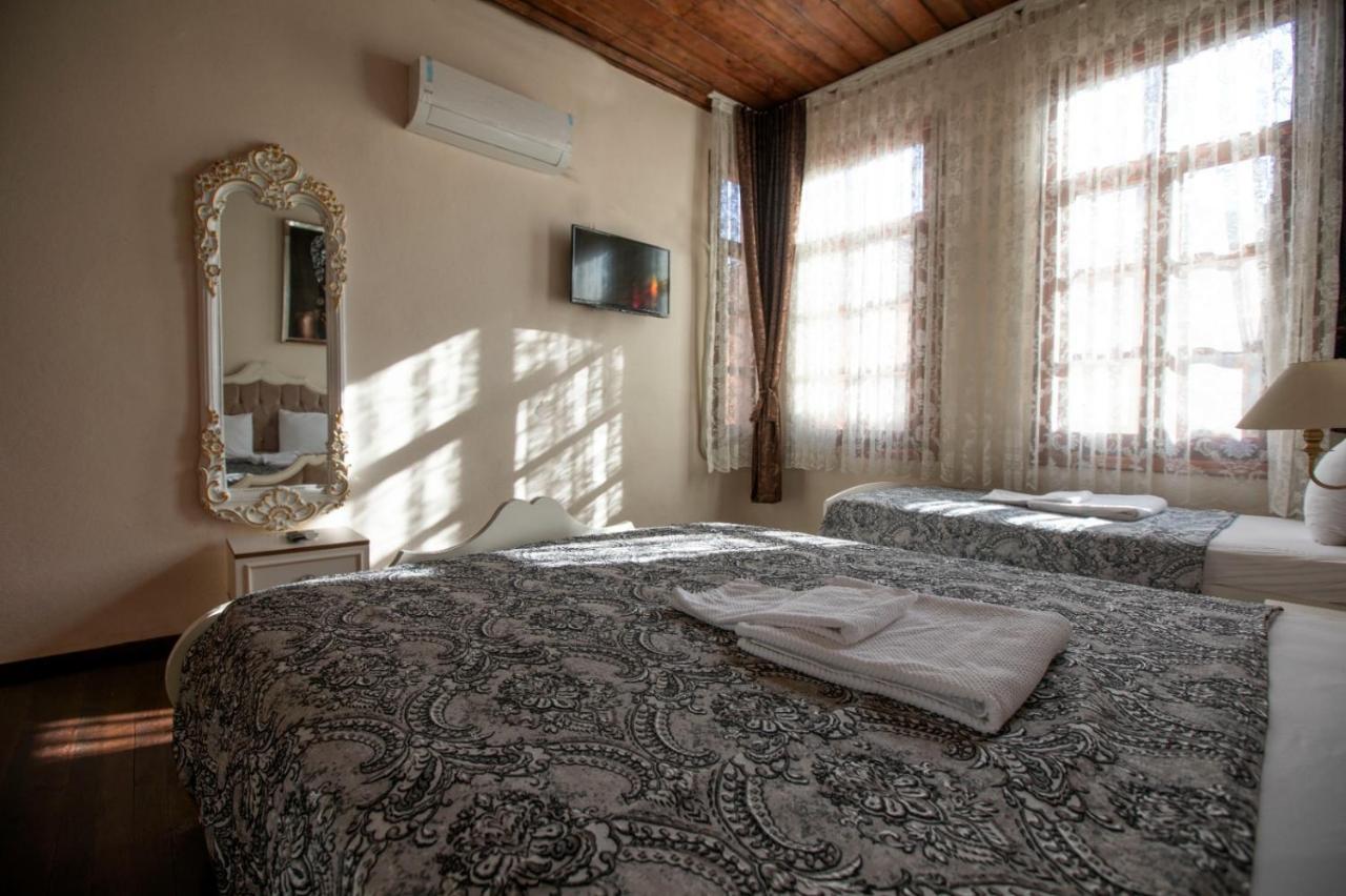Lily Town Hotel Antalia Esterno foto