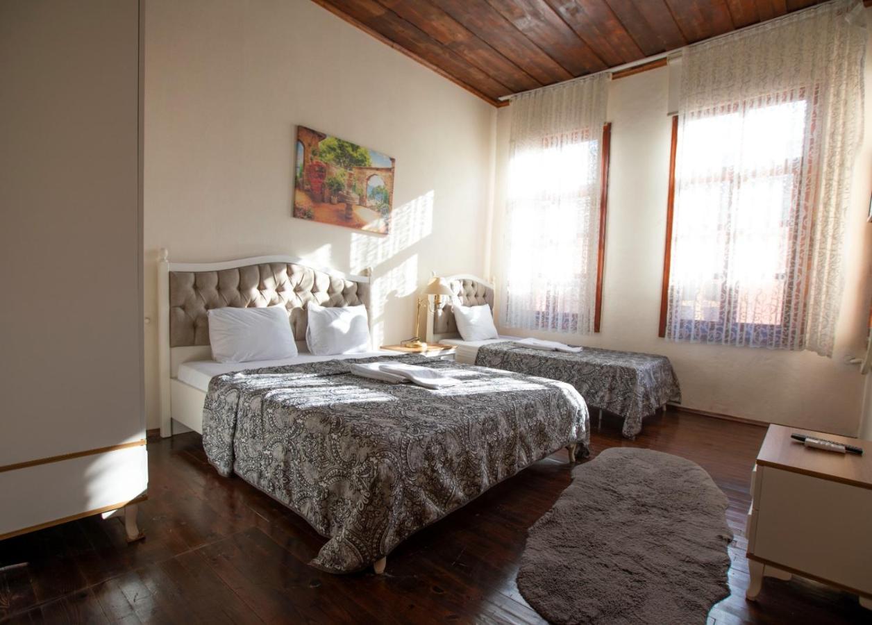 Lily Town Hotel Antalia Esterno foto