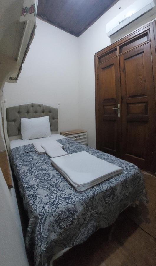 Lily Town Hotel Antalia Esterno foto